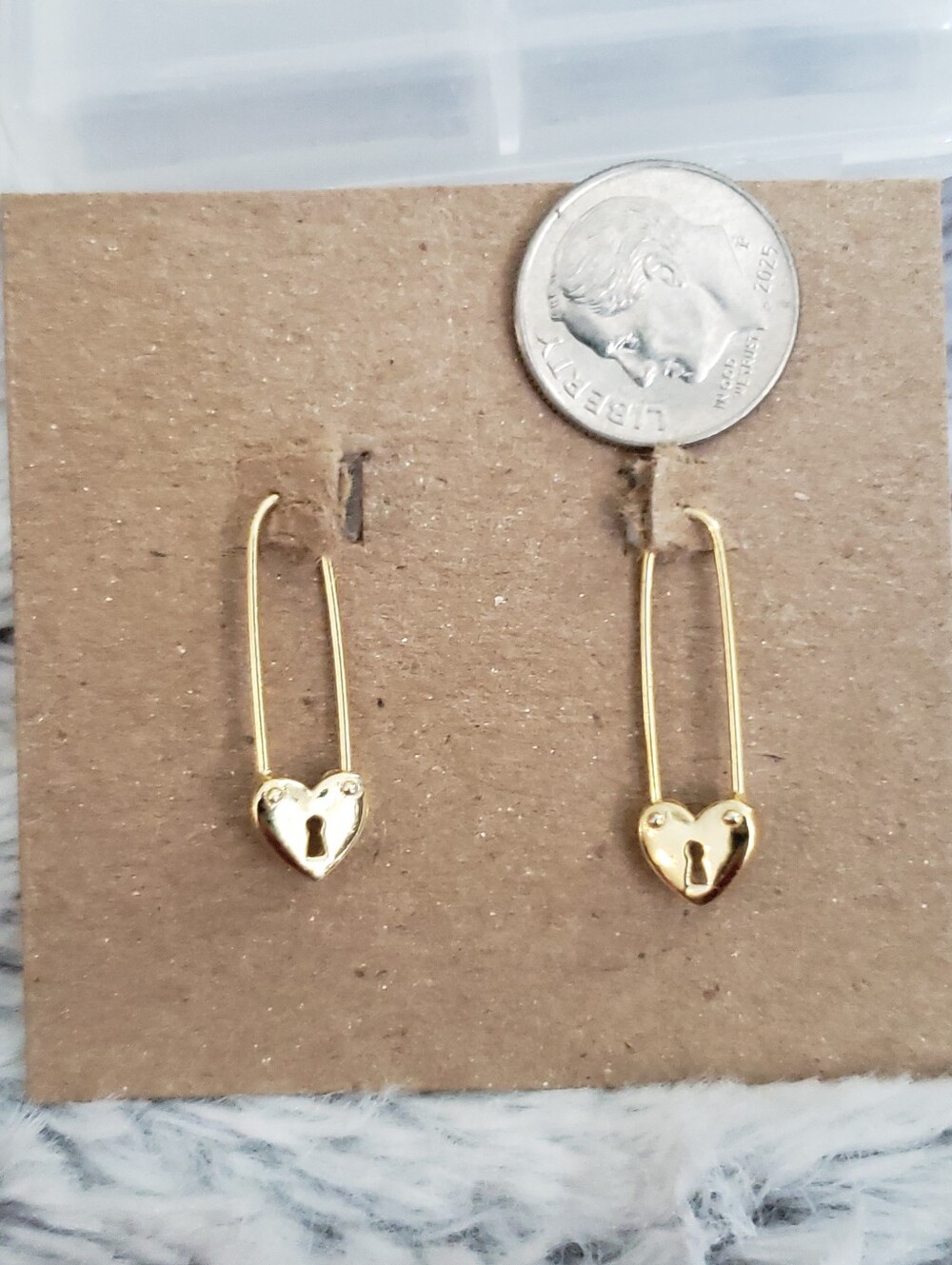 Gold Heart Safety Pin Lock Locket Drop Earrings New - Picture 3 of 5
